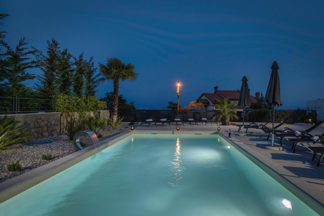 Villa Adriatic, Apartment Rebecca With Heated Swimming Pool, Sew View, Childrens Playground Icici Exterior photo